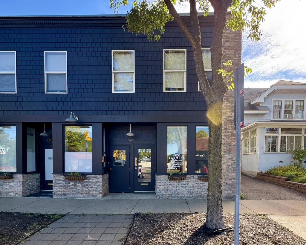 1050 Selby Avenue, Saint Paul