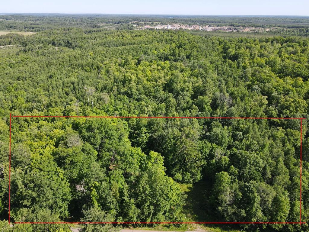 2803 Deschepper Drive, Grand Rapids