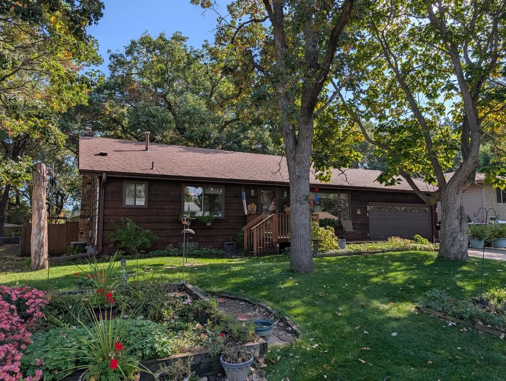 13009 Pierce Street Ne, Blaine