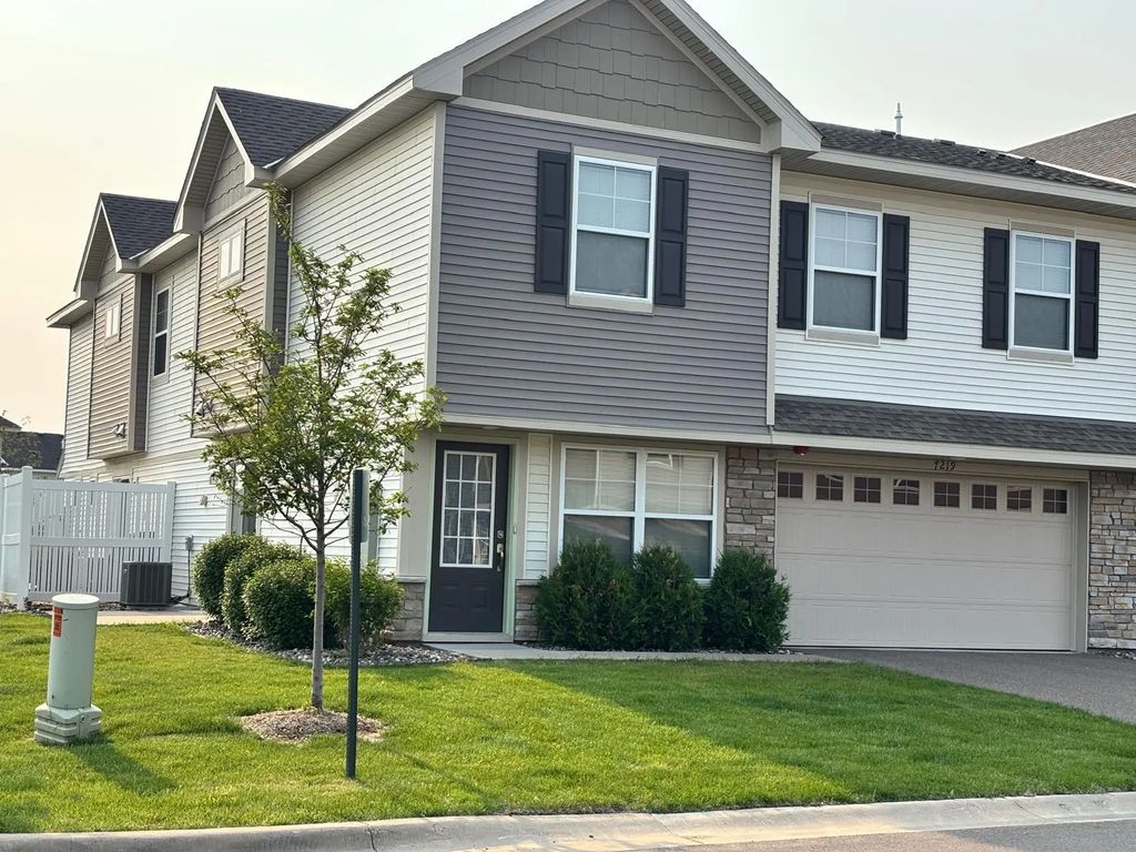 7219 Elmo Court, Hugo