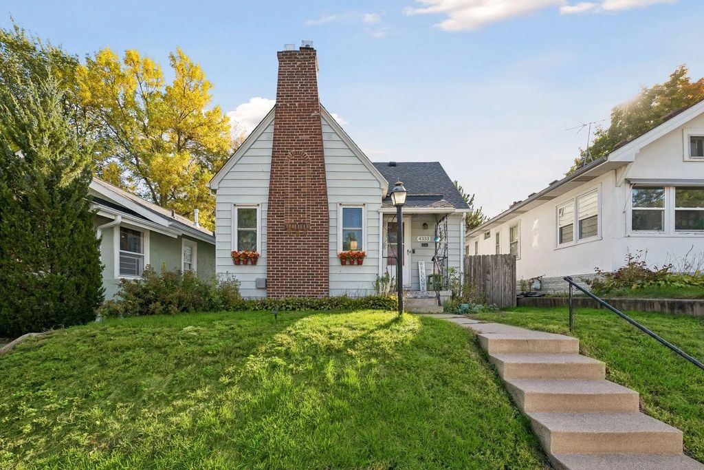4333 12th Avenue S, Minneapolis