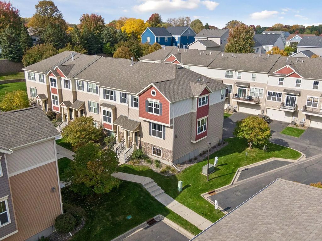 8391 Norwood Lane N, Maple Grove