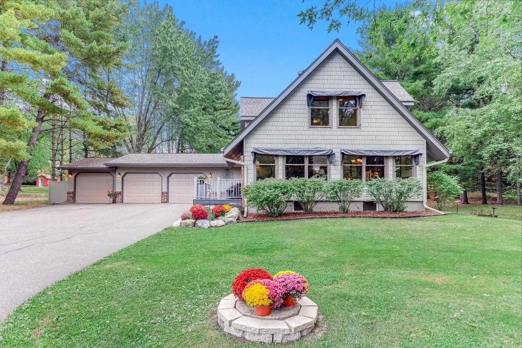 1401 Omaha Avenue N, Stillwater