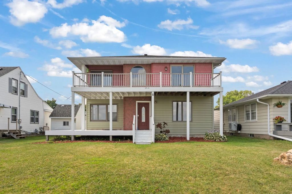 1821 Grandview Avenue, Red Wing