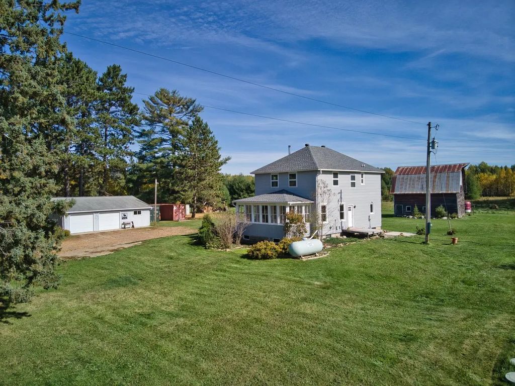 27366 County Road 69, Bovey