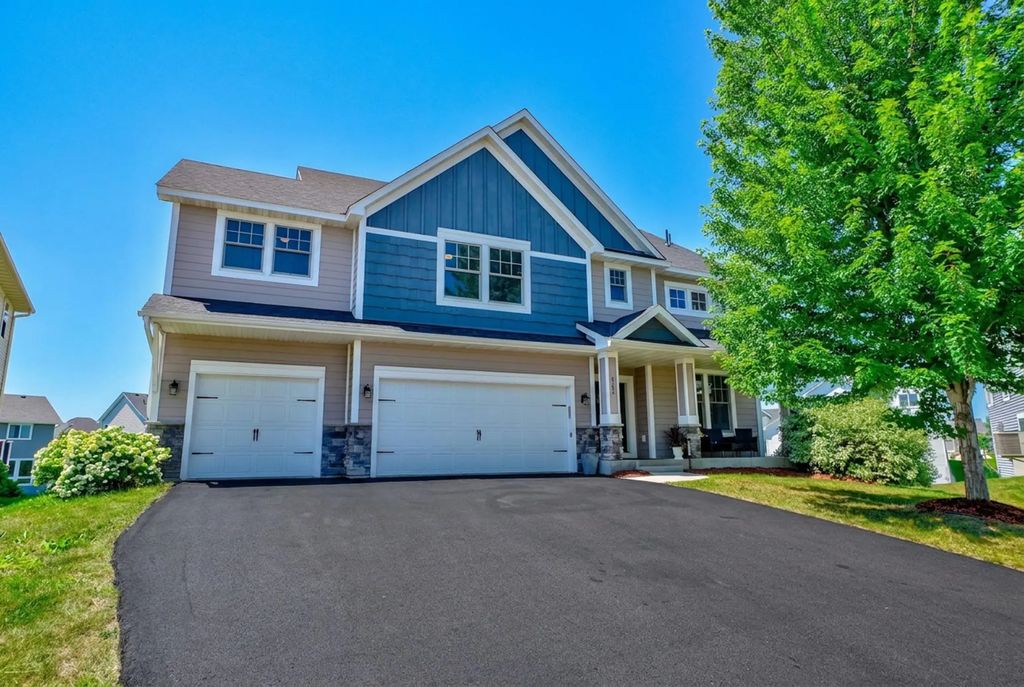 5204 Porchlight Bay, Woodbury