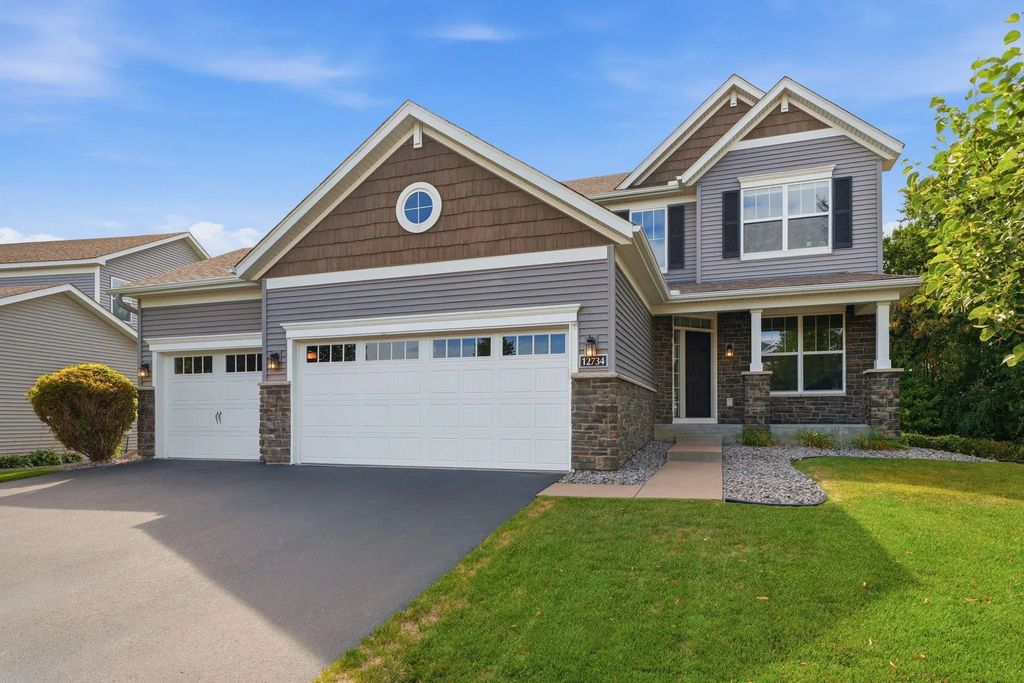 12734 Legacy Creek Parkway Ne, Blaine