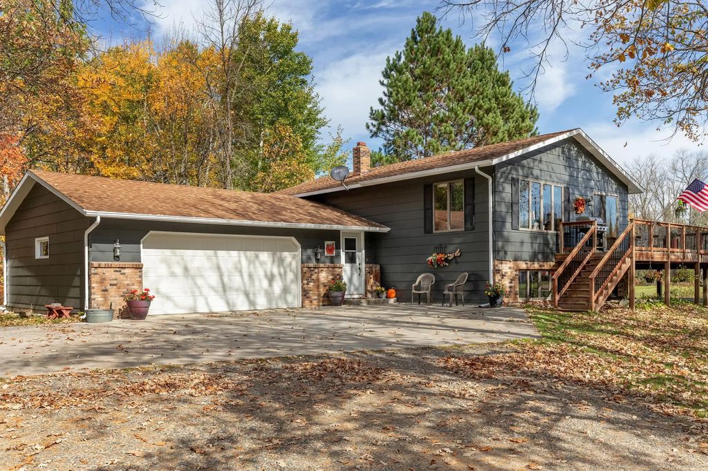 7044 Locke Trail Ne, Remer