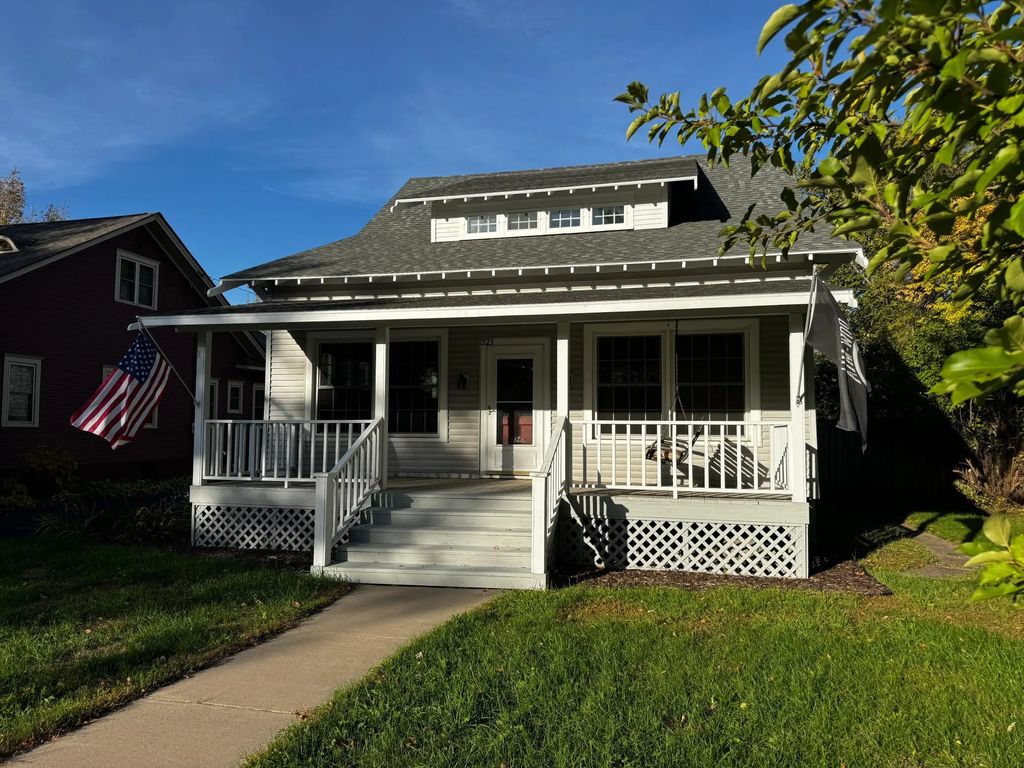 321 Main Street S, Pierz