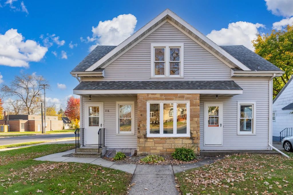 116 E Adams Street, Arlington