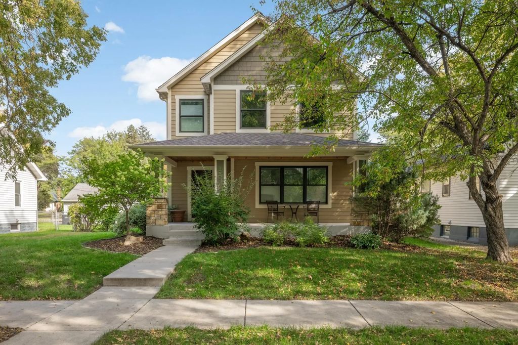 3105 44th Avenue S, Minneapolis