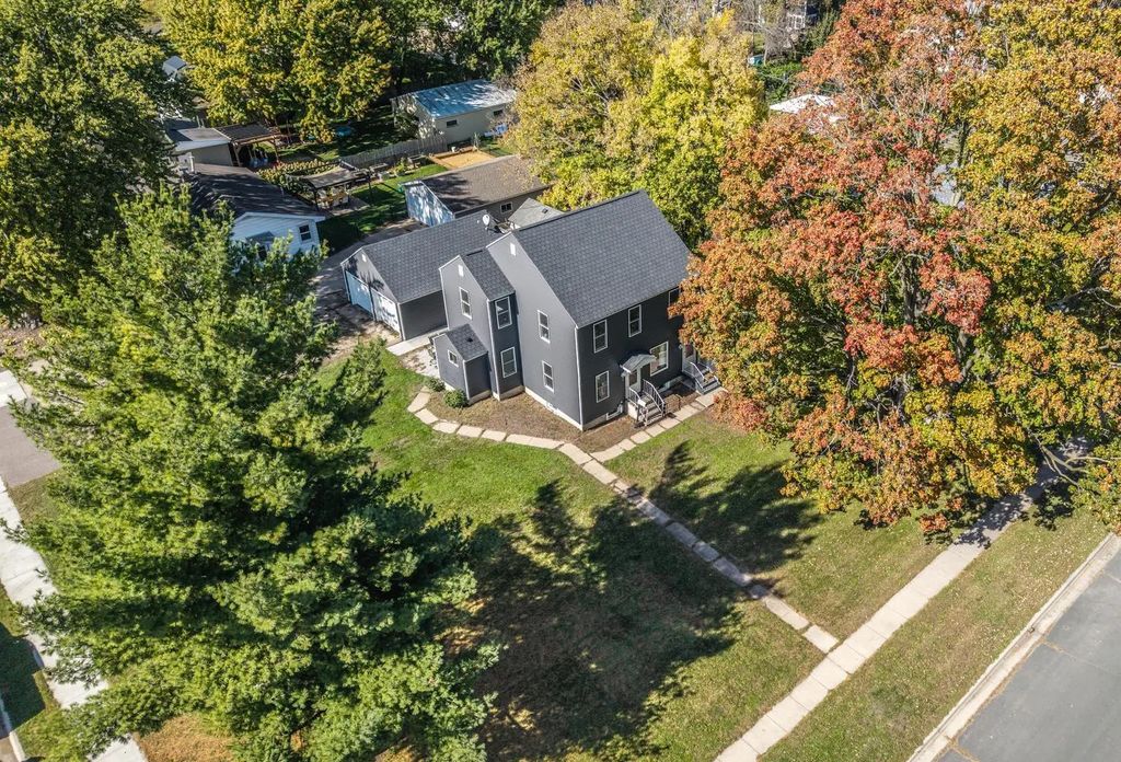420 1st Street, Farmington