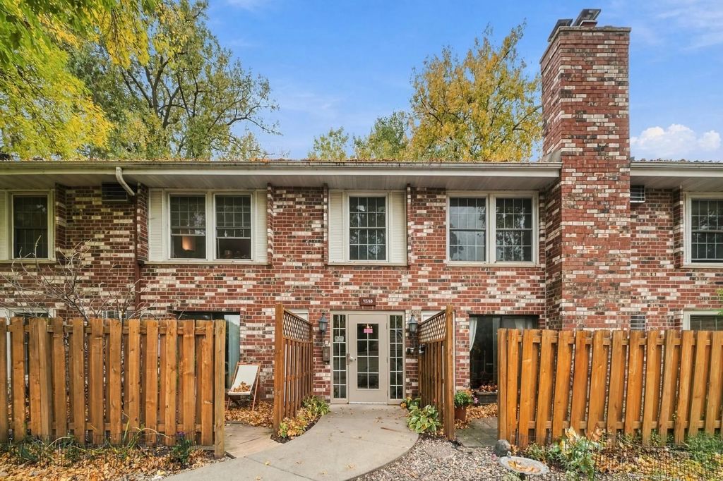 4548 Cedar Lake Road S 6, Saint Louis Park