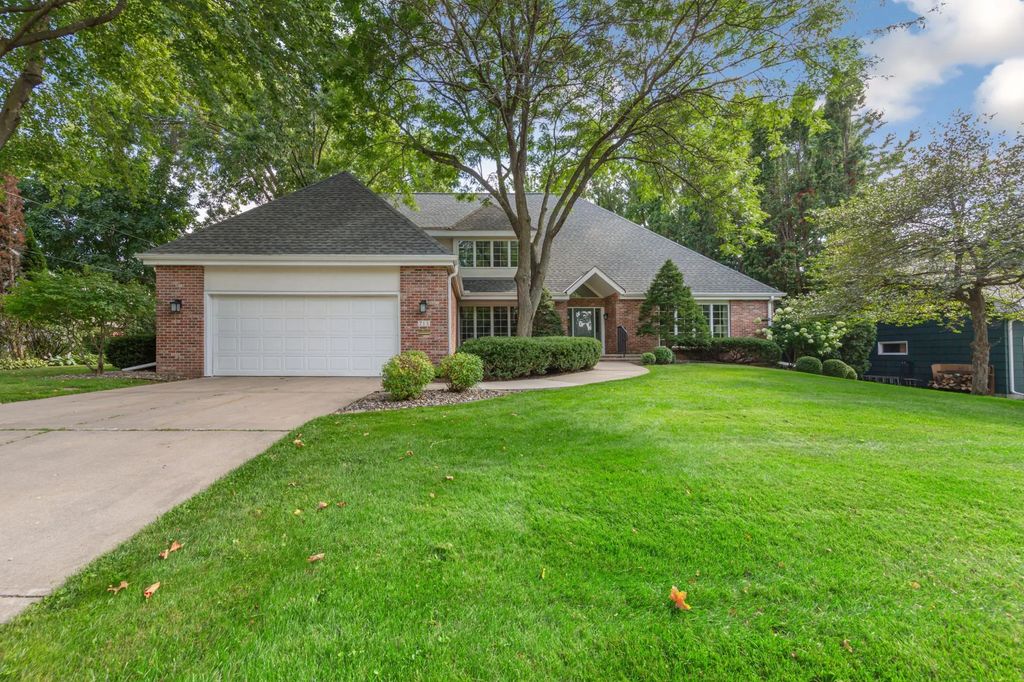 713 Highland Avenue, Northfield