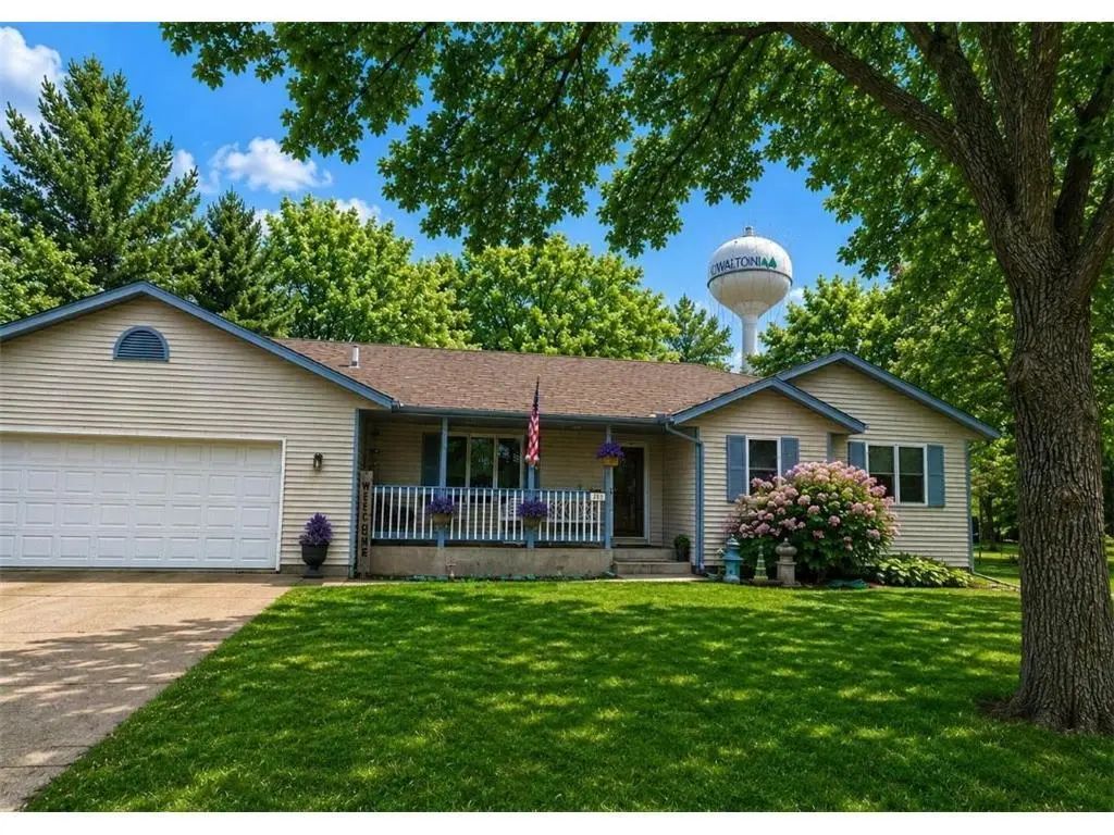 216 N Birch Street, Royalton