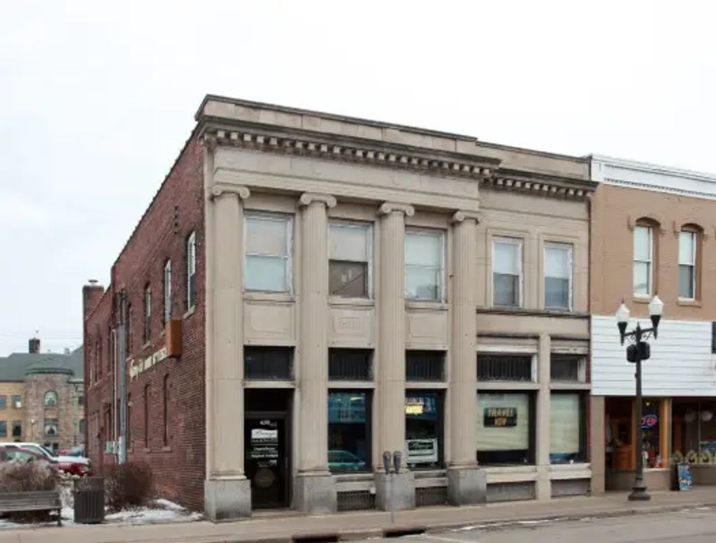 630 Broadway Street S, Menomonie