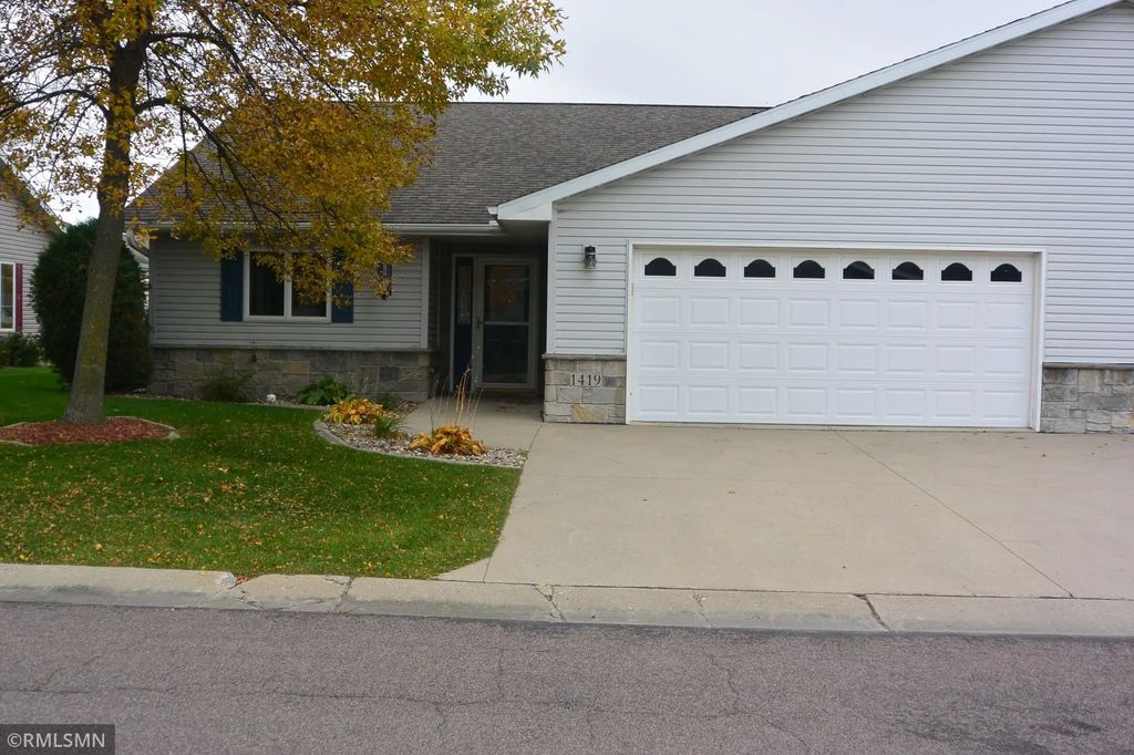 1419 Ranger Drive, Glencoe