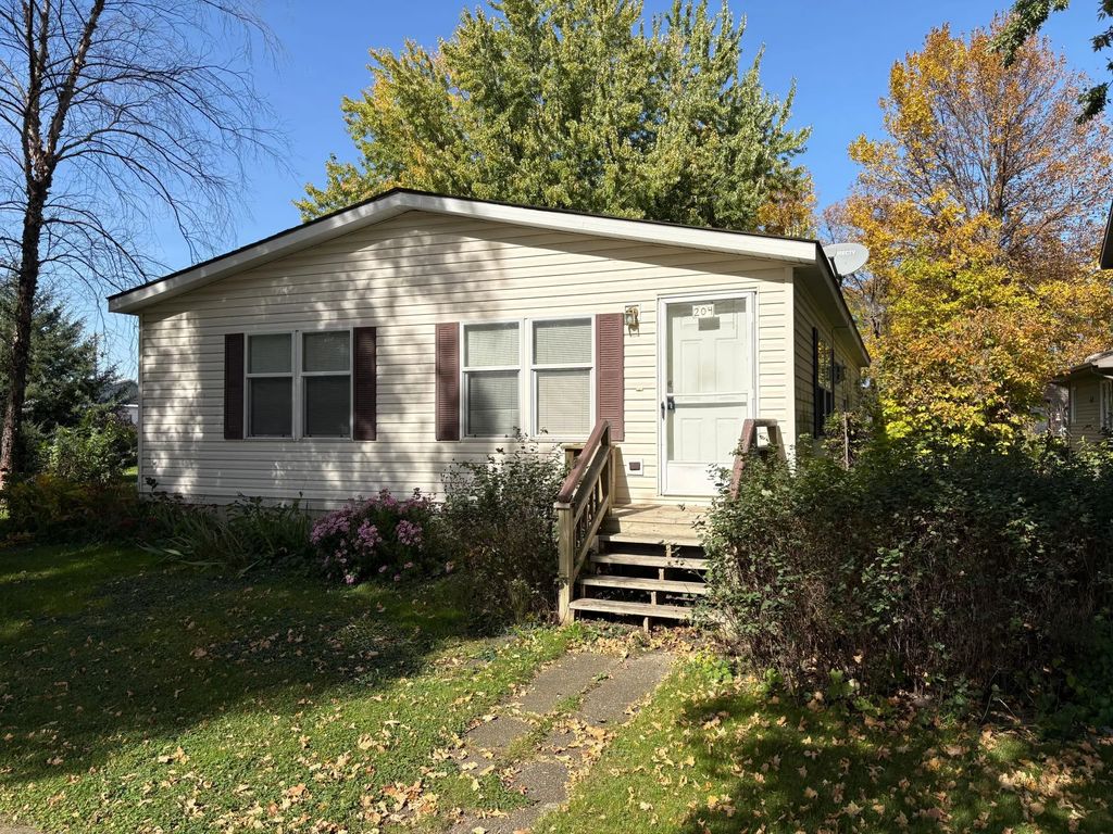 204 E Hibbard Avenue, Belview