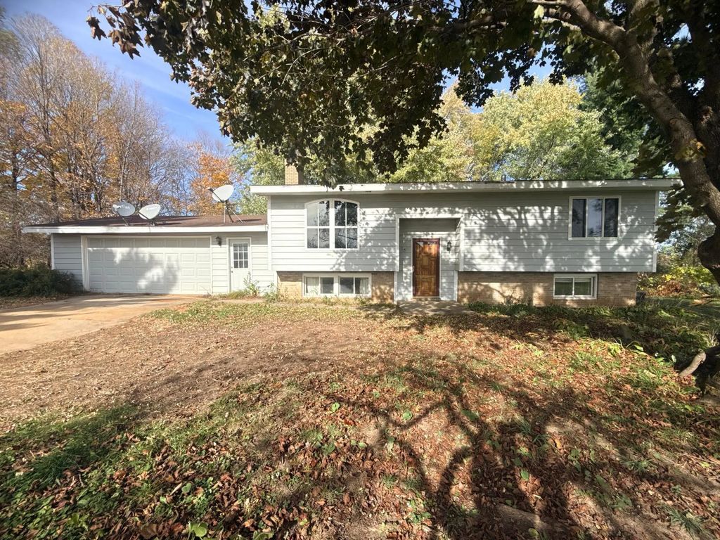N7653 650th Street, Beldenville