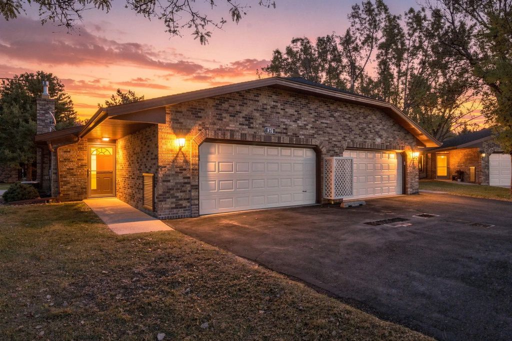974 Yuma Lane N, Plymouth