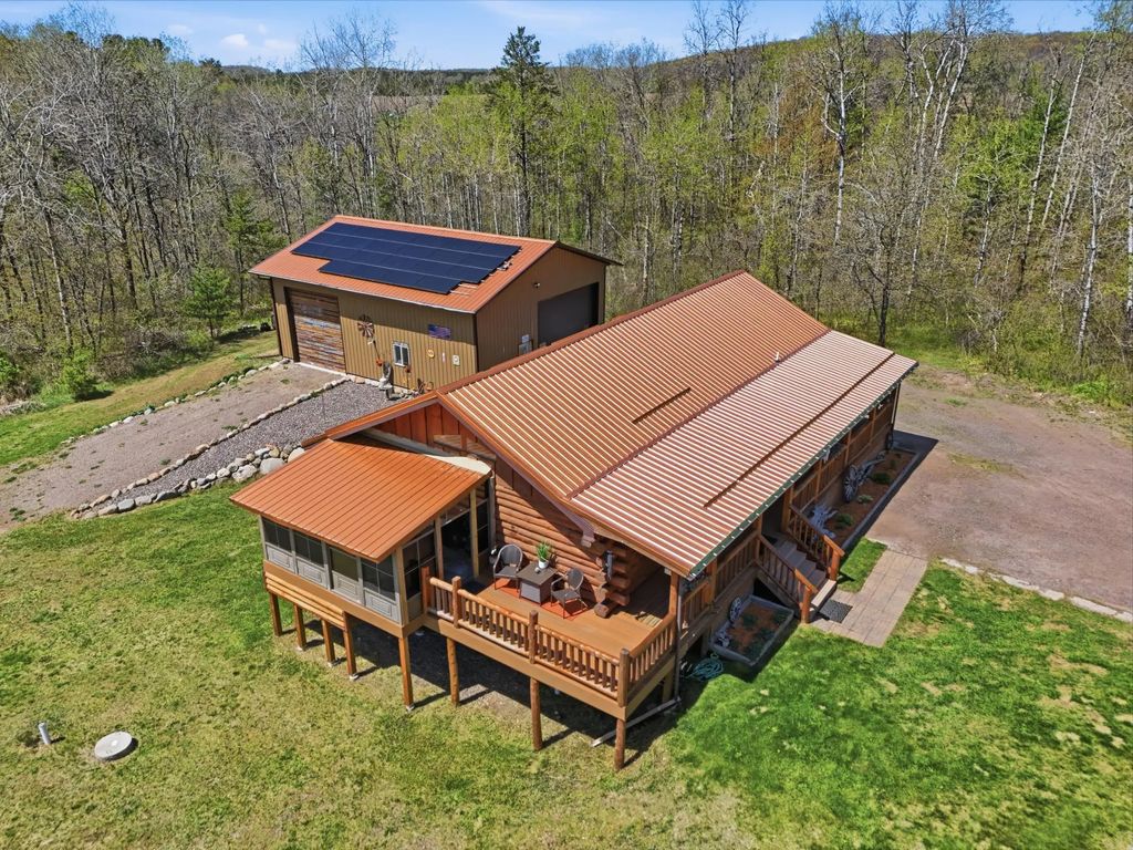 N6101 9th Street, Spooner