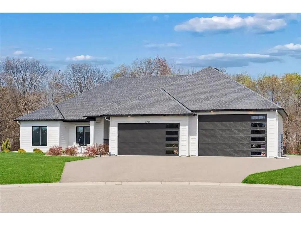2228 154th Avenue Ne, Ham Lake