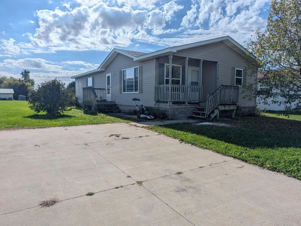 38 Southfork Drive Se, Kasson