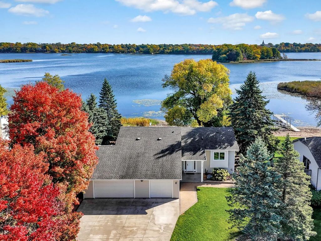 31137 Peninsula Avenue, Lindstrom