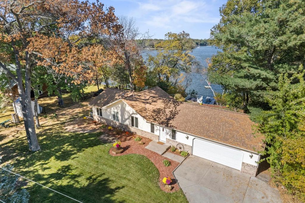 22688 E Martin Lake Drive Ne, Stacy