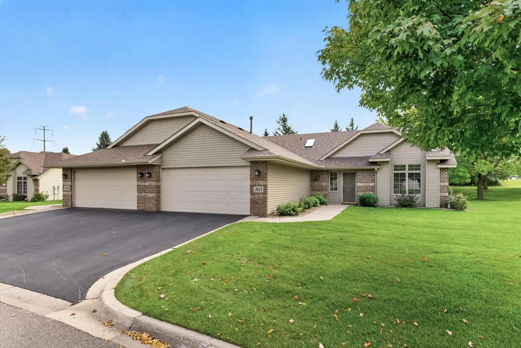 3813 Impatiens Lane N, Brooklyn Park