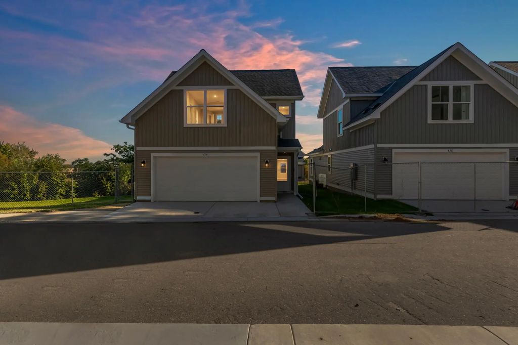 426 Rivoli Drive, Saint Paul