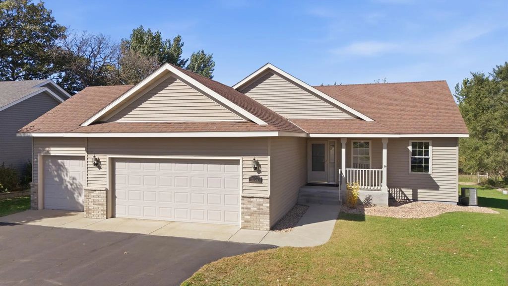 1037 Cory Lane, Saint Cloud
