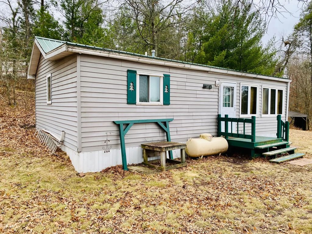 W8804 Deeper Lake Road, Minong