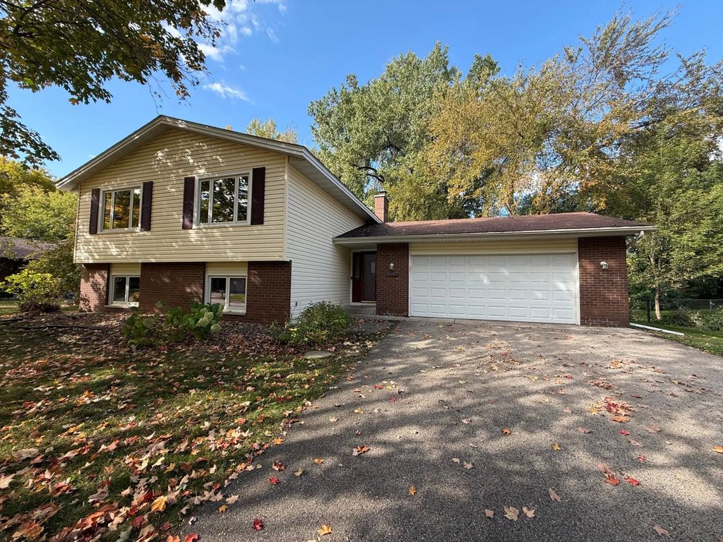 16276 Franklin Circle Se, Prior Lake