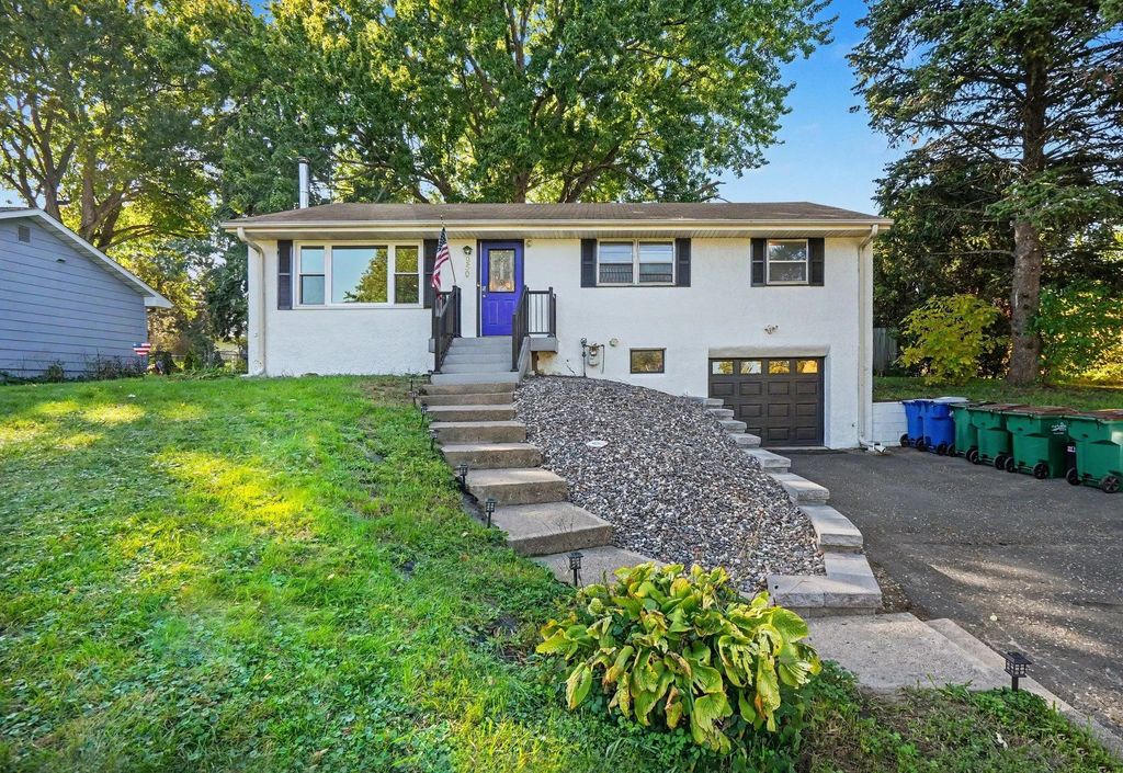 950 22nd Avenue Nw, New Brighton