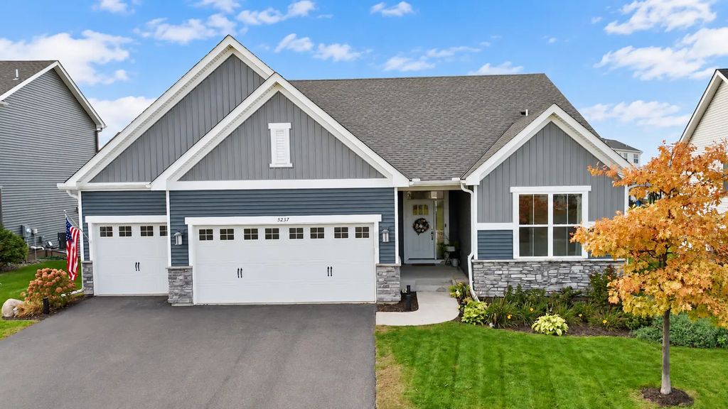 5237 Jansen Avenue Ne, Saint Michael