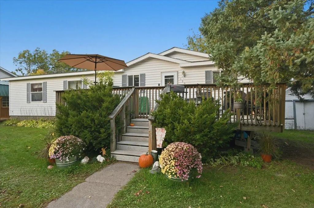 1309 Sahlman Avenue, Cloquet