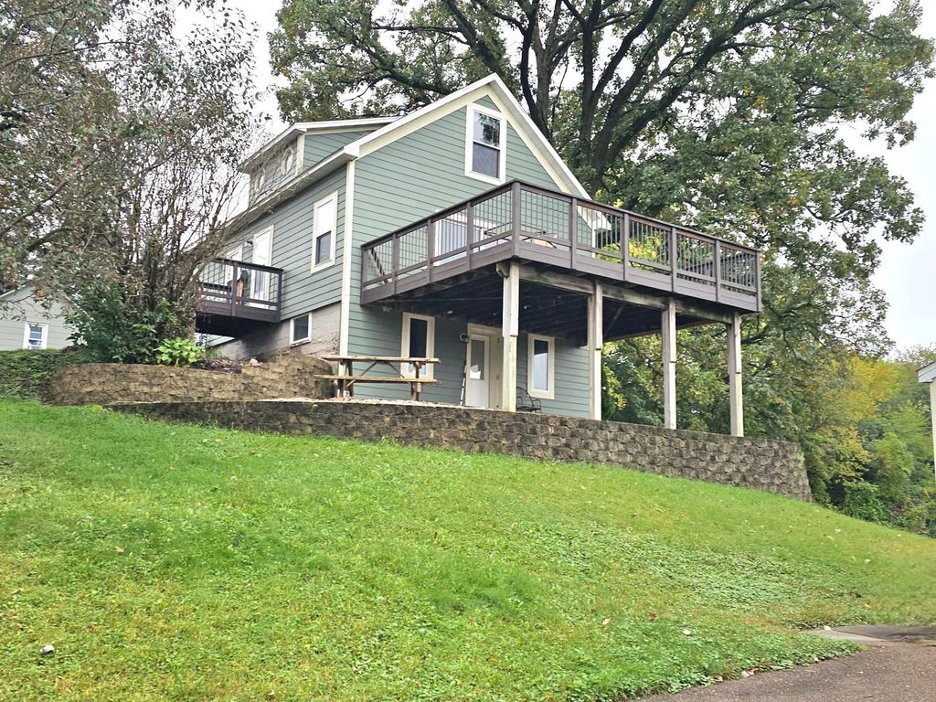 414 N Grove Street, Belle Plaine