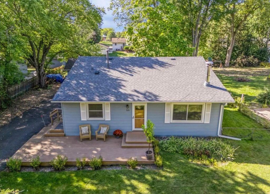 325 Quantico Lane N, Plymouth
