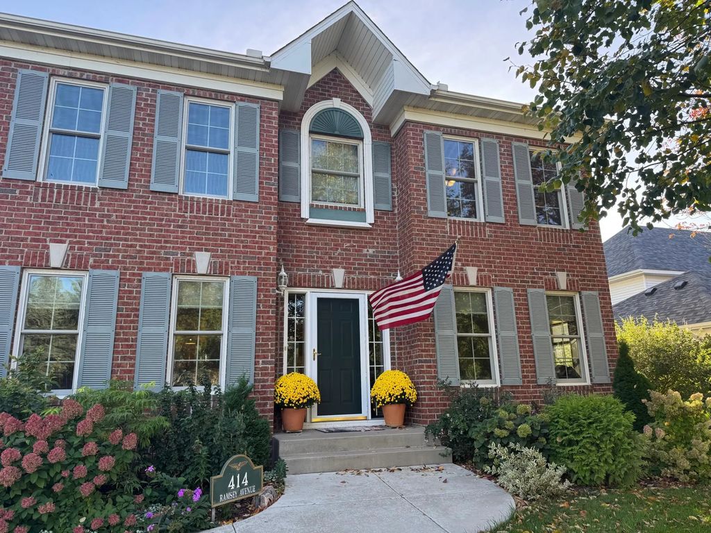414 Ramsey Avenue, Carver