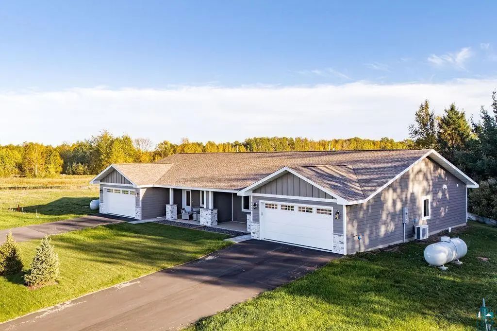 4450 E Moose Horn Drive, Moose Lake