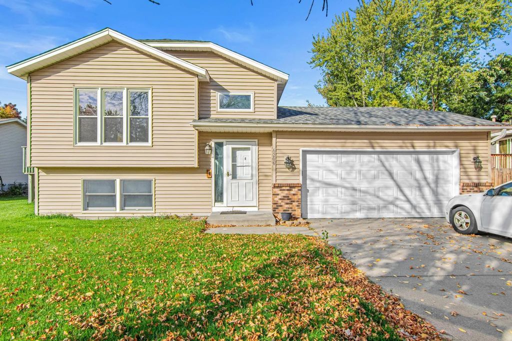 6206 114th Place N, Champlin