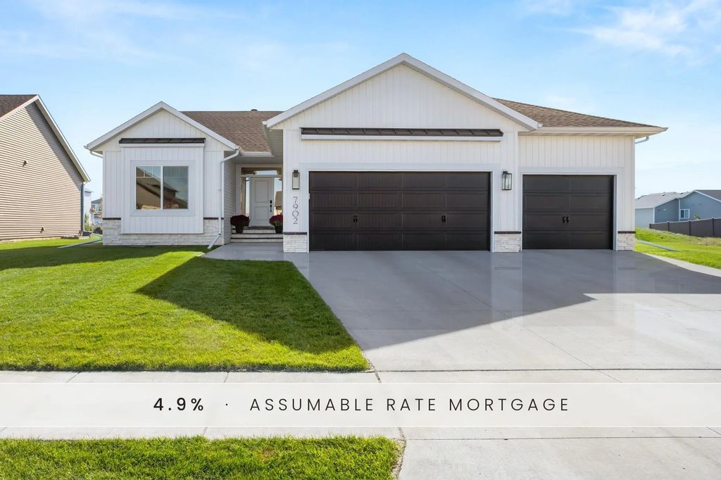 7902 Firefly Lane, Horace