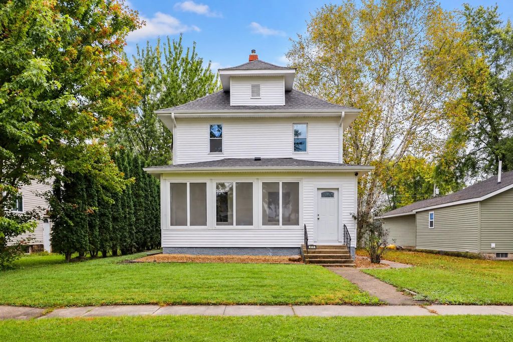 403 2nd Street, Lyle