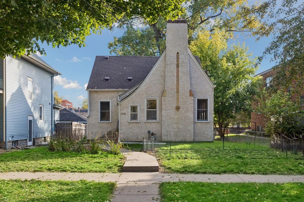 2036 Iglehart Avenue, Saint Paul