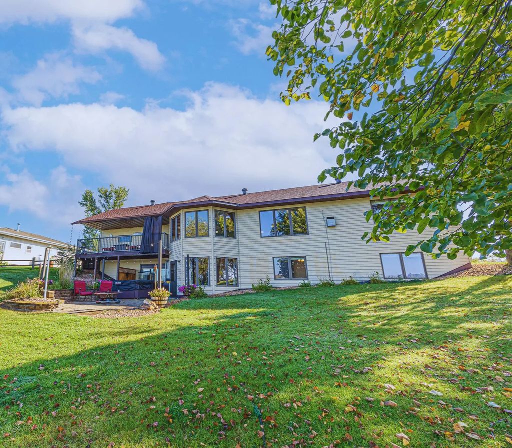 21281 Dovre Road, Detroit Lakes