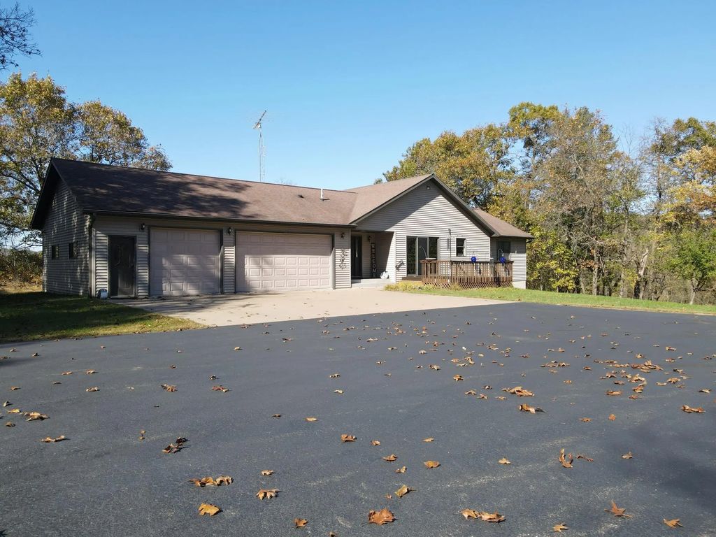 W2089 Spring Creek Road, Durand