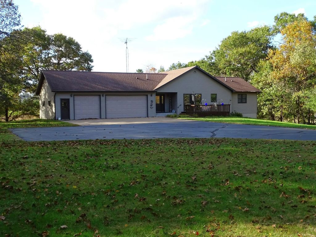 W2089 Spring Creek Road, Durand