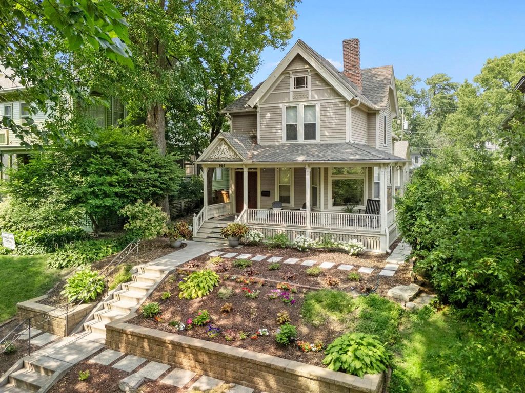 695 Fairmount Avenue, Saint Paul