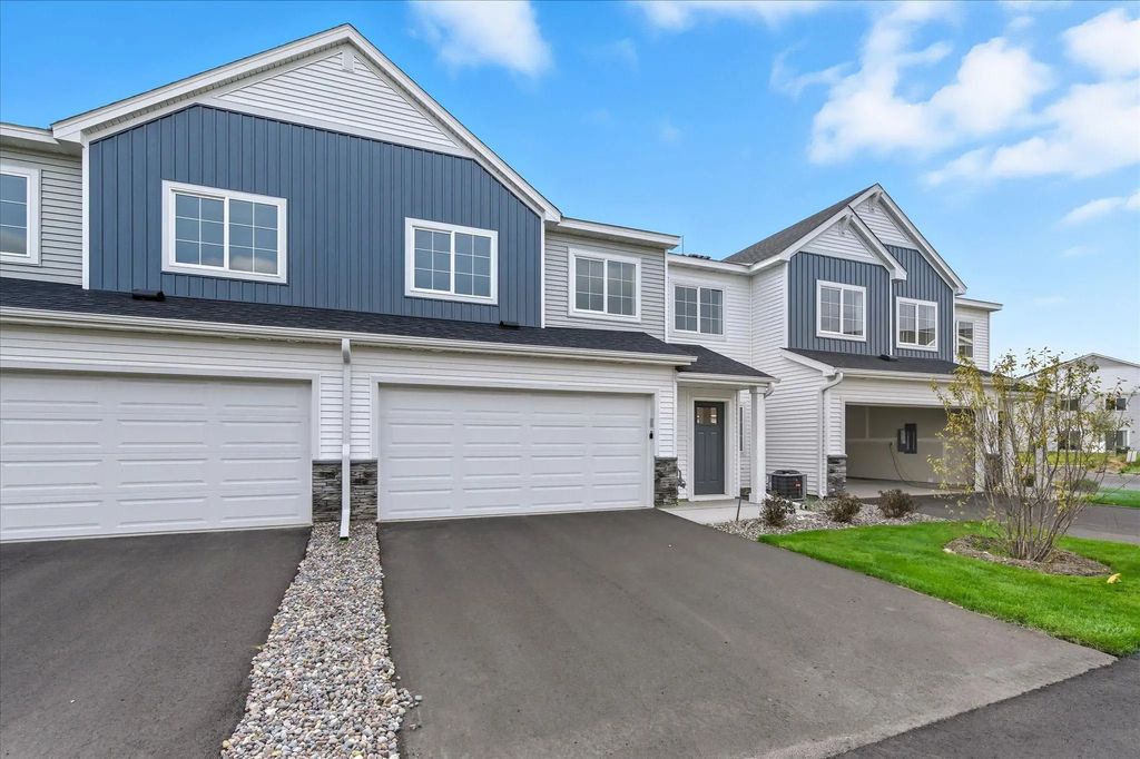 25555 3rd Street W, Zimmerman